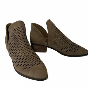 Boutique by Corkys Trench Booties Sz 10